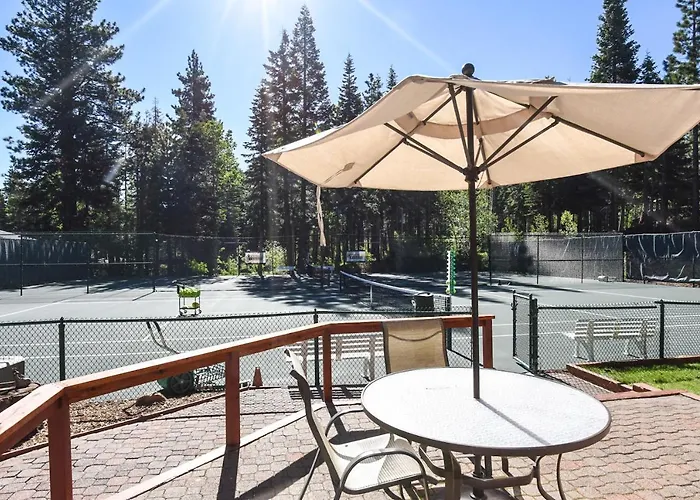 3159 Aspen Grove