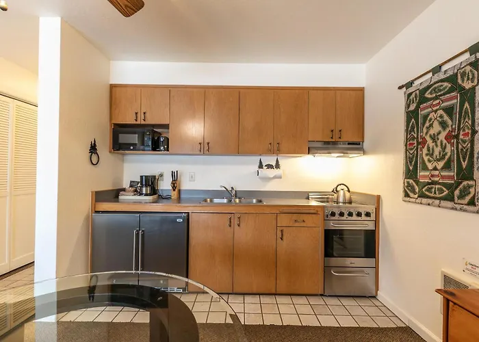 Cozy King Studio W/Lake View #145 At Donner Lake Village