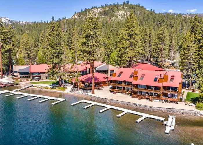 Partial Lake View Stunning Deluxe King Studio #125 At Donner Lake Village