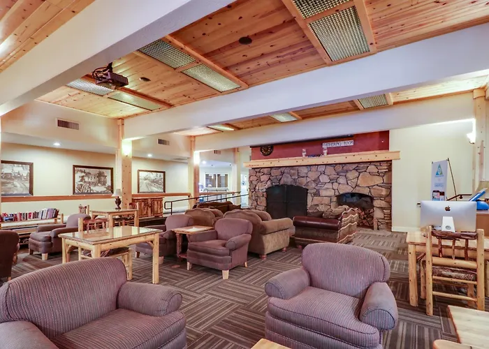 Snowpeak Chalet In Tahoe Donner